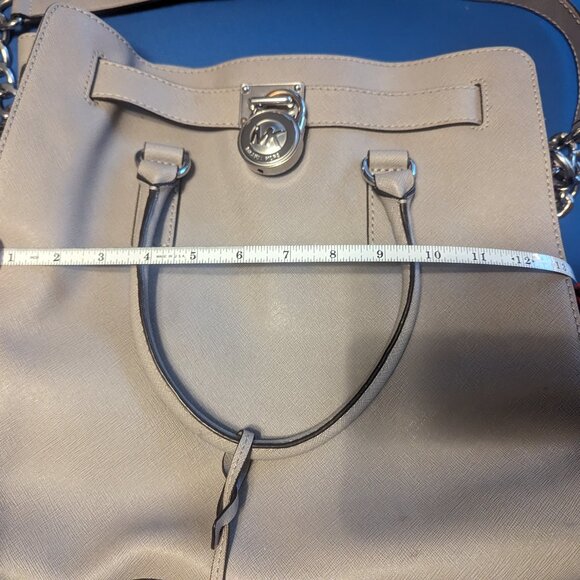 Michael Kors Beige Tote Bag And Dust Cover - Picture 6 of 10